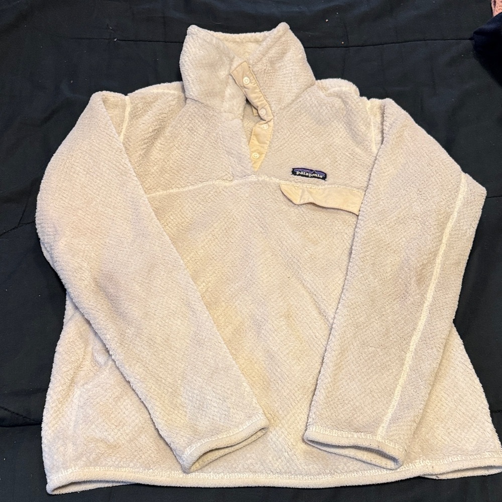 Patagonia Cream Fleece Pullover